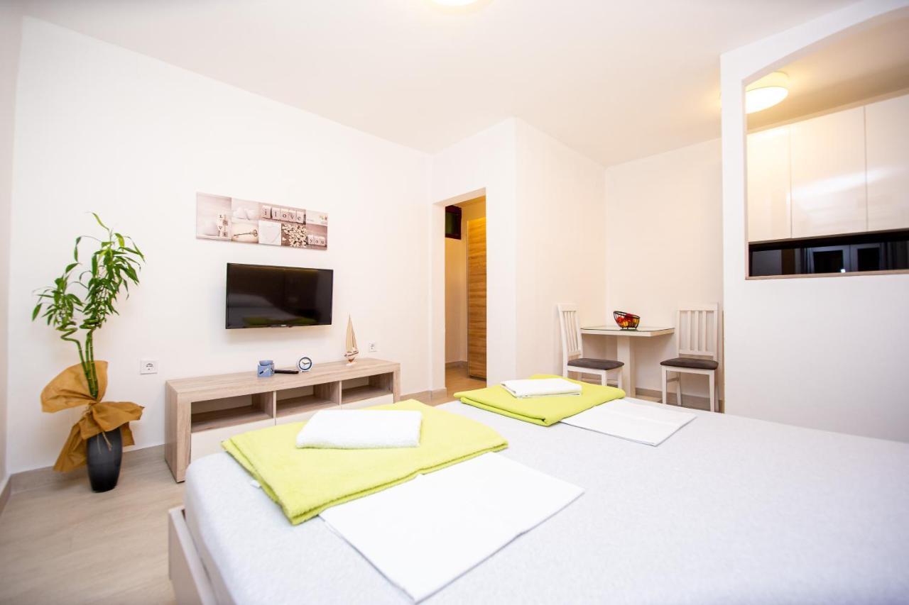Apartment Novak บุดวา ภายนอก รูปภาพ