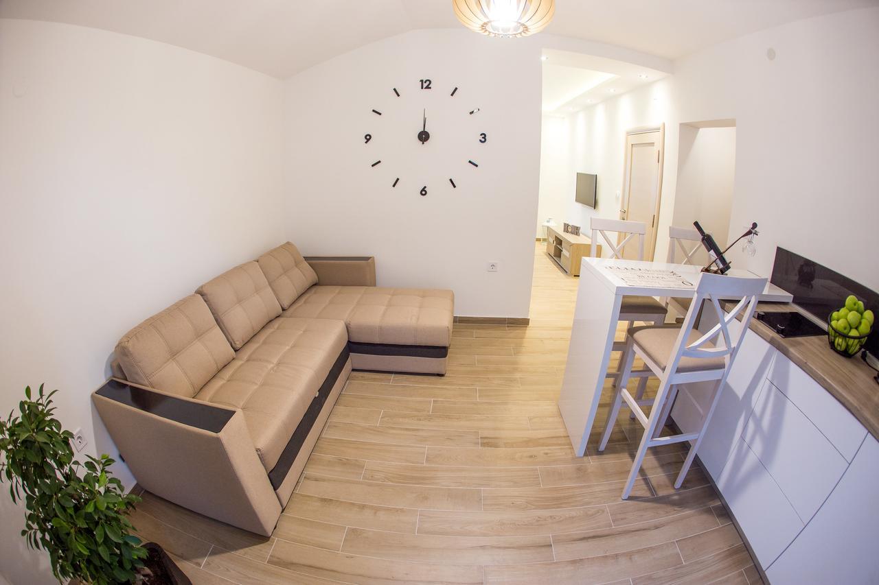 Apartment Novak บุดวา ภายนอก รูปภาพ