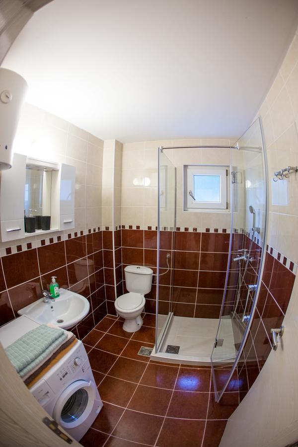 Apartment Novak บุดวา ภายนอก รูปภาพ